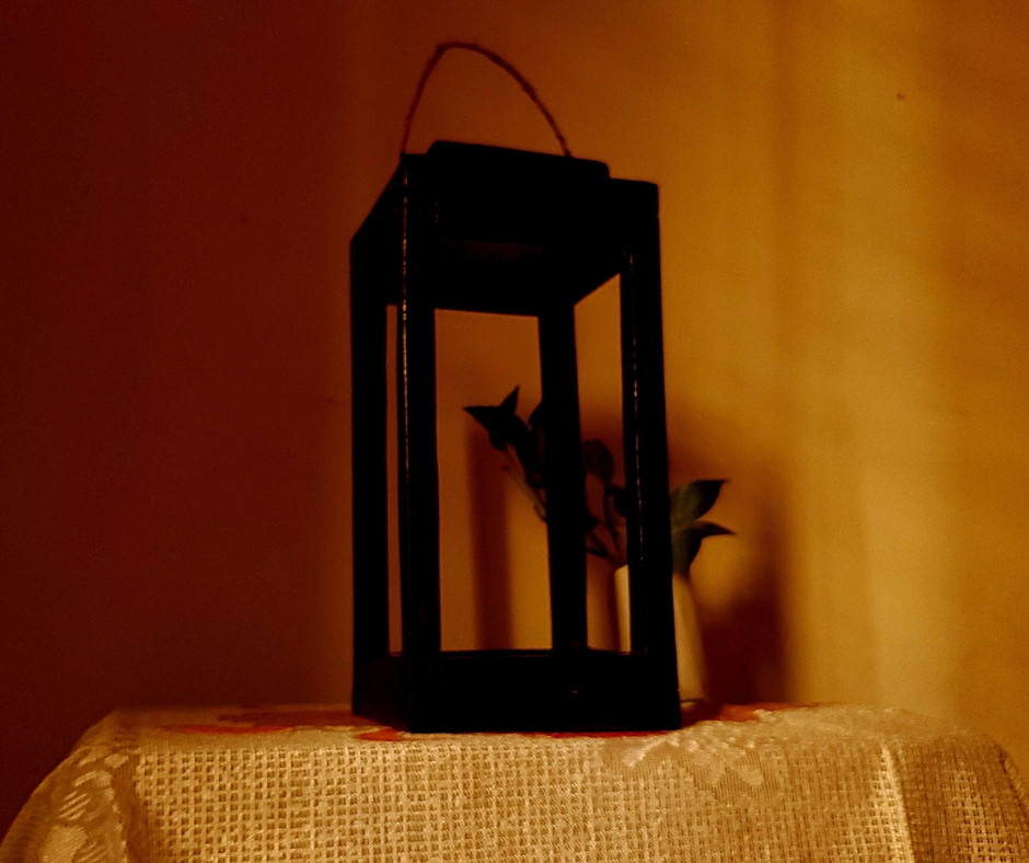 রেট্রো ব্ল্যাক ল্যান্টার্ন (Retro Black Lantern)