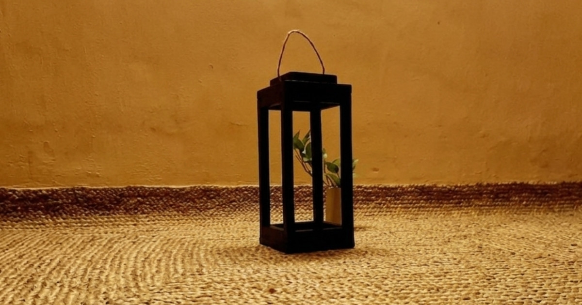 রেট্রো ব্ল্যাক ল্যান্টার্ন (Retro Black Lantern)