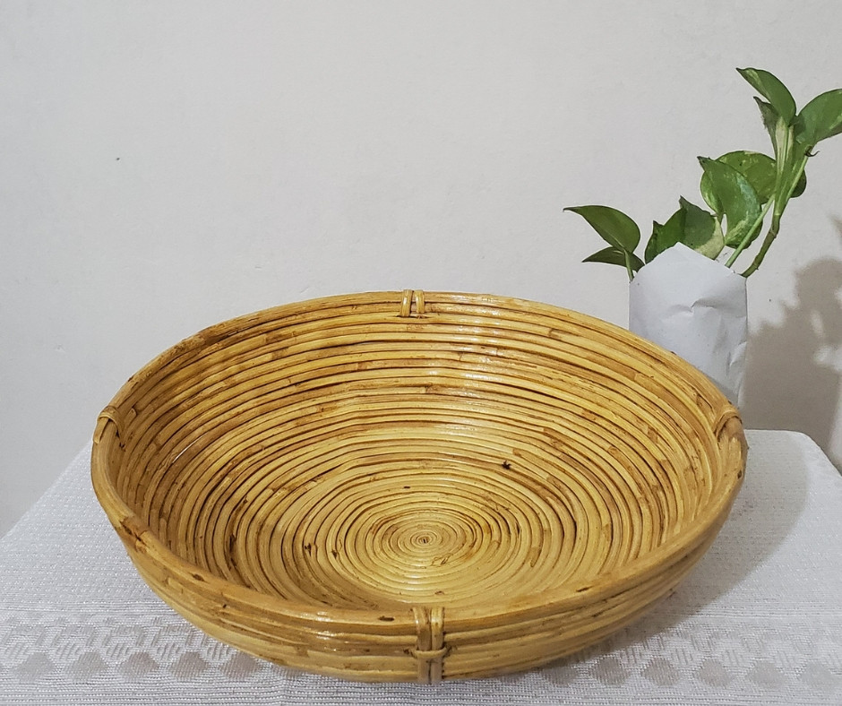 বেতের গোল বোল